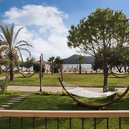 D Murat Reis Ayvalık Otel Ayvalı