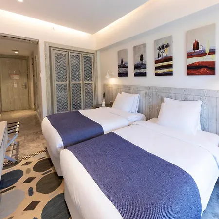 Hotel D - 5*