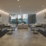 D - Hotel 5*