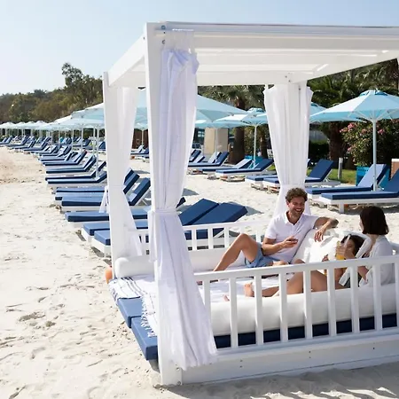 Hotel D -